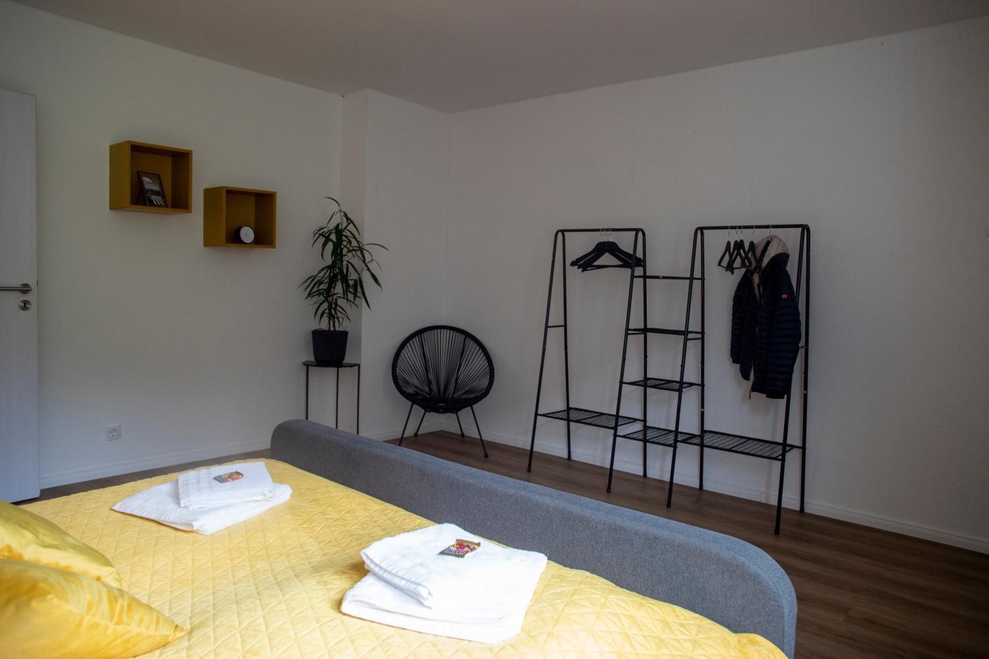 Fewo Cessna, Elegante Wohnung, 2 Schlafzimmer, Ueberdachte Terrasse Cloppenburg Exterior foto