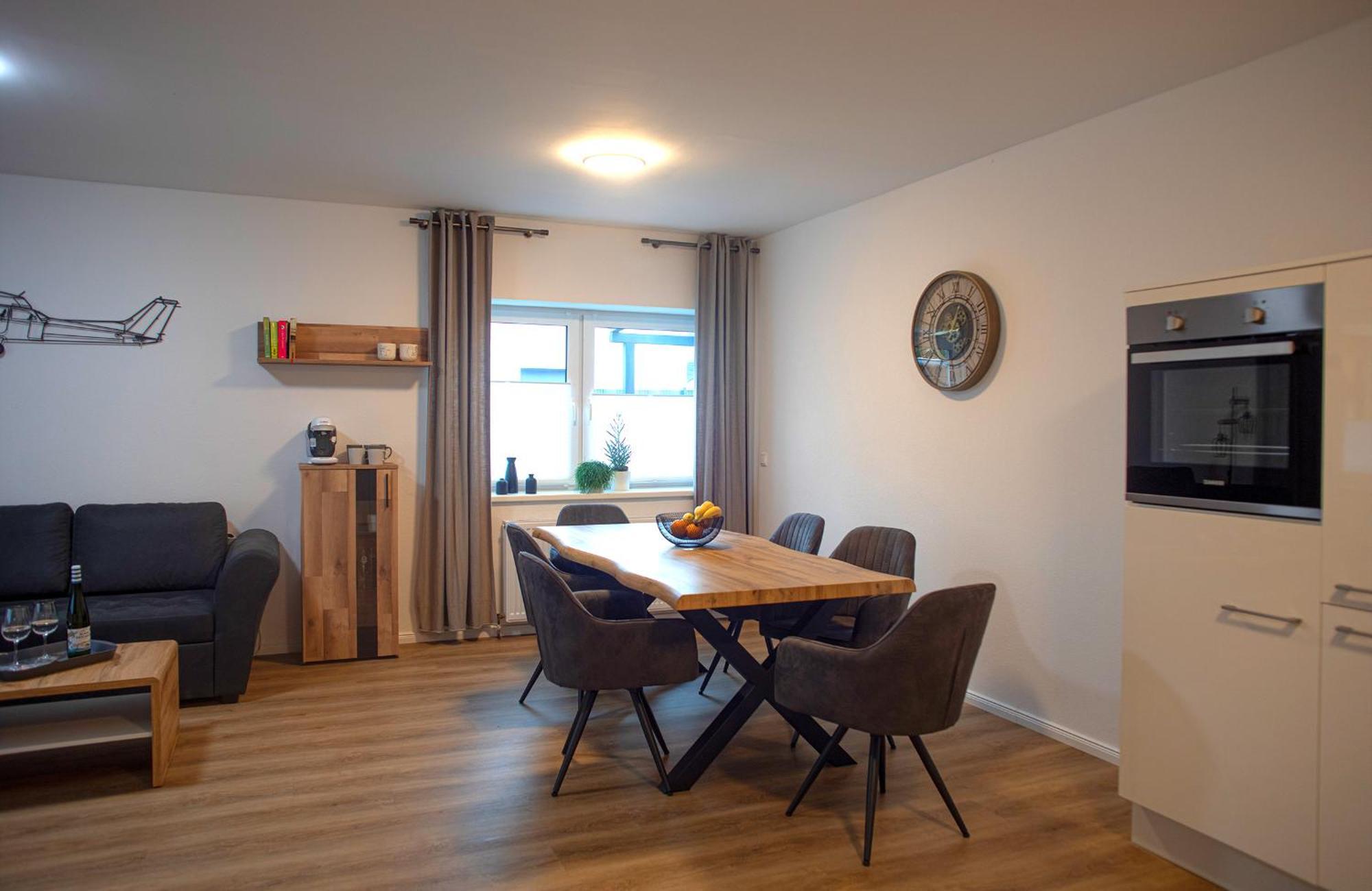 Fewo Cessna, Elegante Wohnung, 2 Schlafzimmer, Ueberdachte Terrasse Cloppenburg Exterior foto